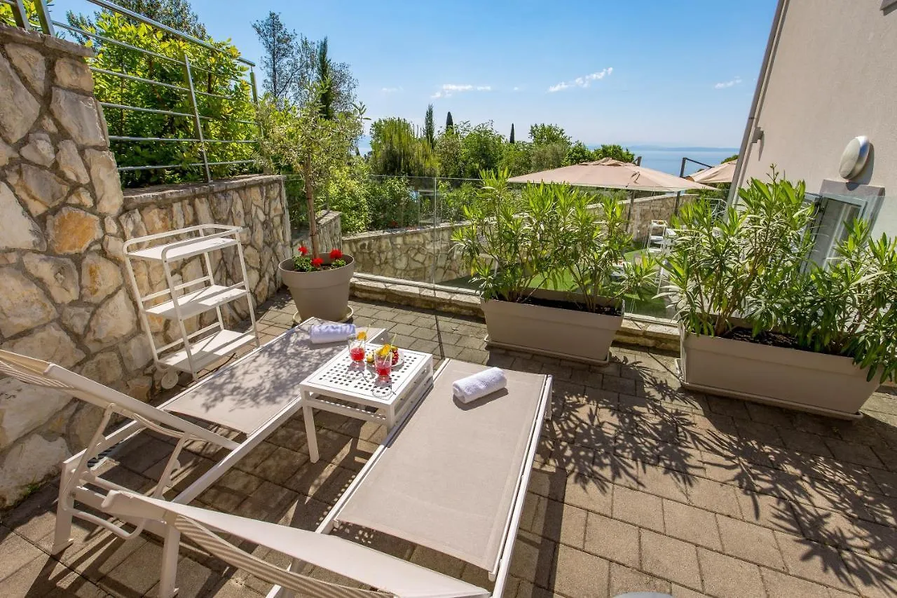Plage Lovran Residence 0*,  克罗地亚