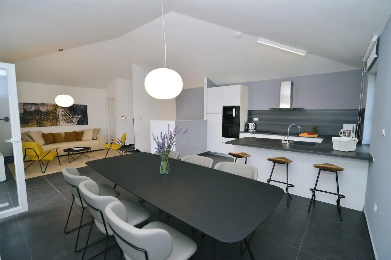Plage Lovran Residence 公寓